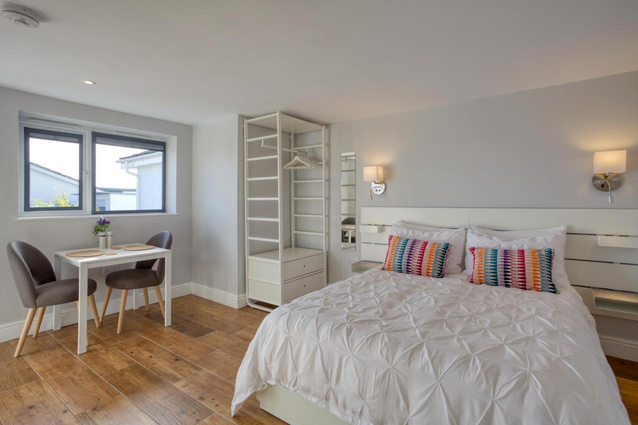 St Ives Pebbles - A Relaxing King Studio מראה חיצוני תמונה