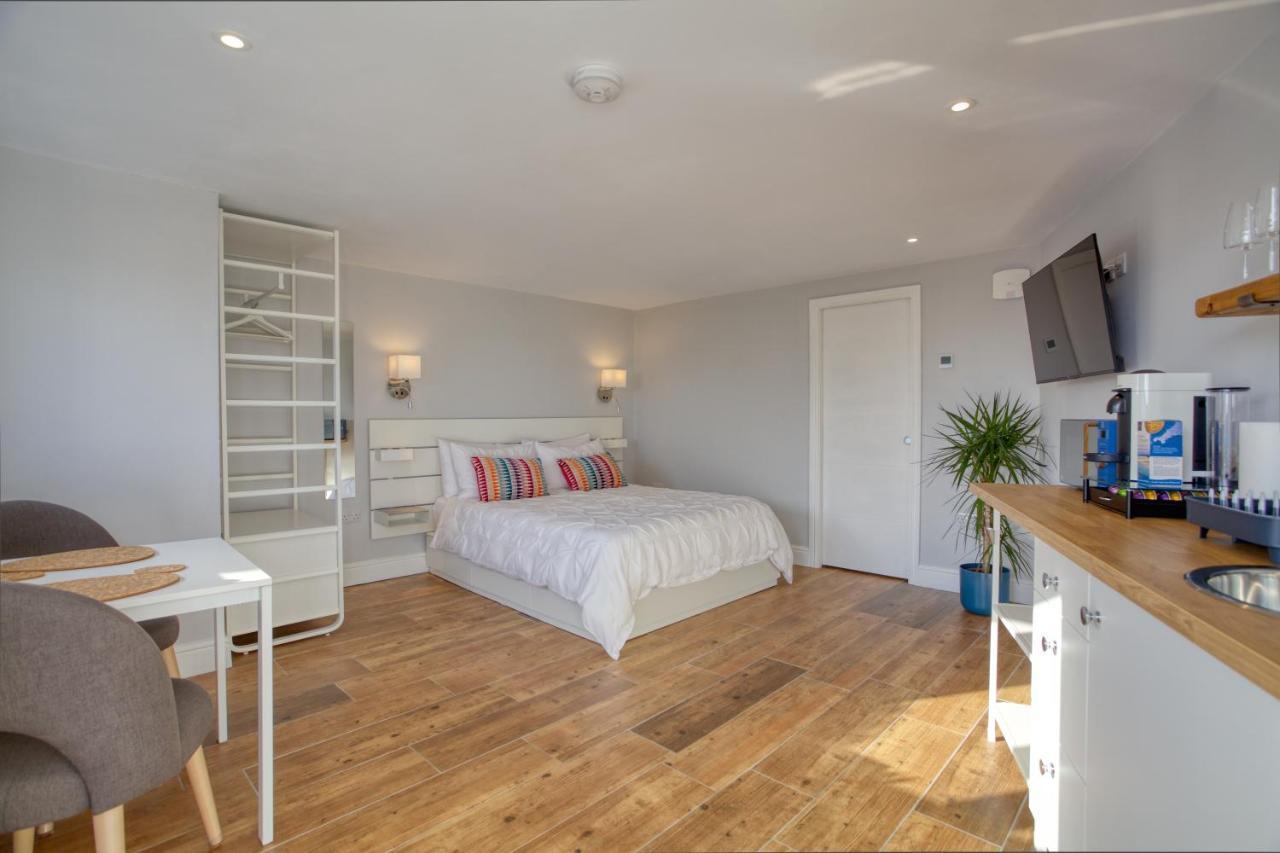 St Ives Pebbles - A Relaxing King Studio מראה חיצוני תמונה